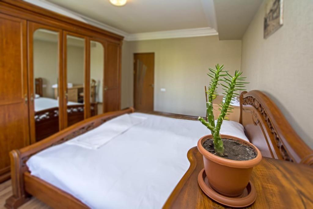 Lesi Apartament Jerevan Exteriör bild
